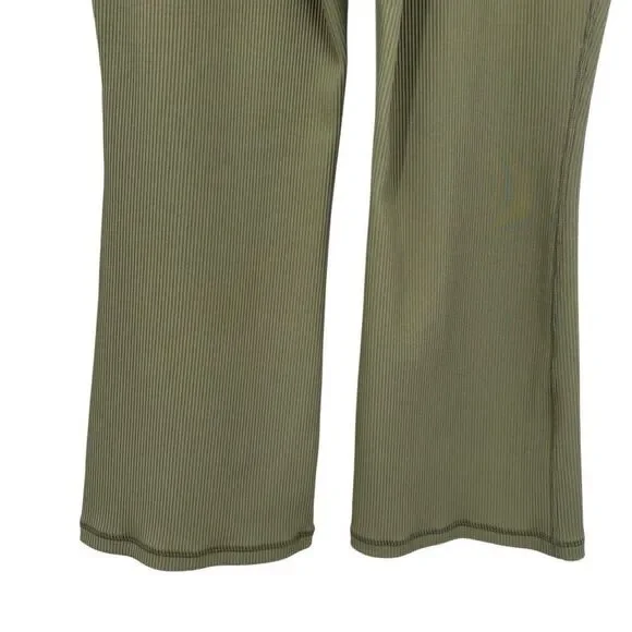 Athleta Elation Rib Crop Flare Pants Green Size 1X - Picture 6 of 9